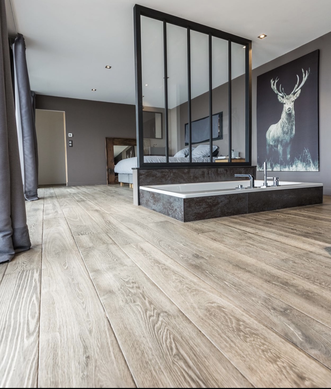 Plancher vieilli Collection Barn LAL Versailles fumé