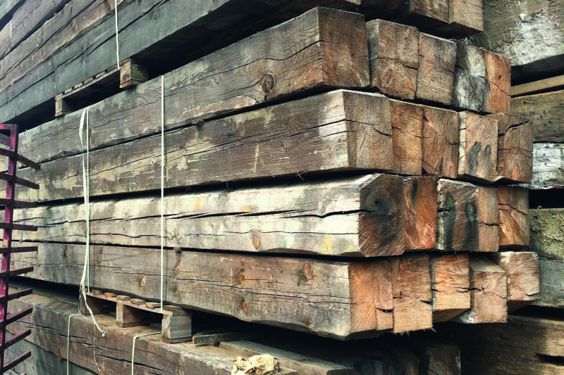 European beams ans logs Oak beams