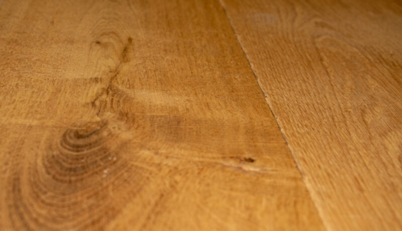 Oak flooring – Semi massive – 8,46 m2 – 27