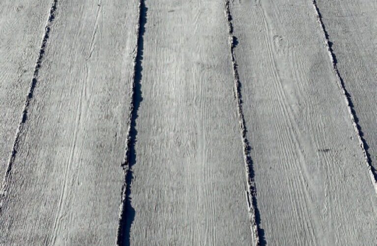 imgi_10_CATALOGUE_AB_CONCRETE_WOOD_1029-768x647