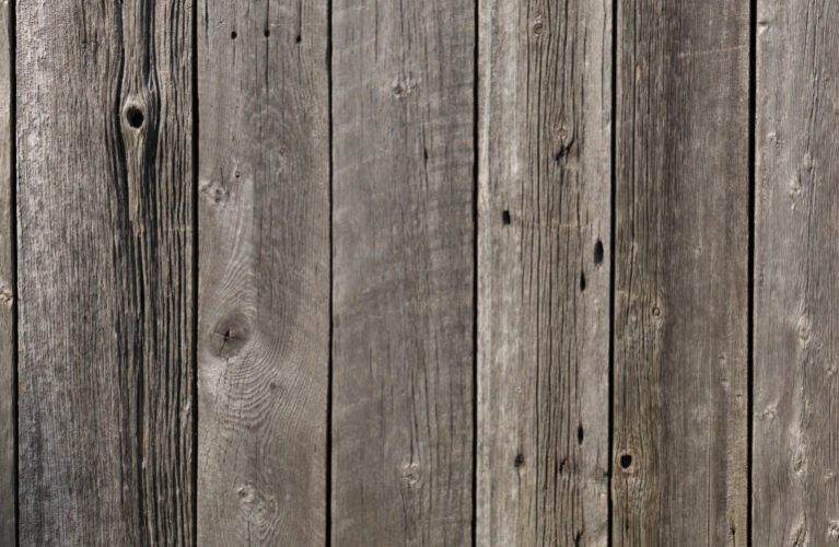 imgi_27_bois-gris-canadien-brut-768x576