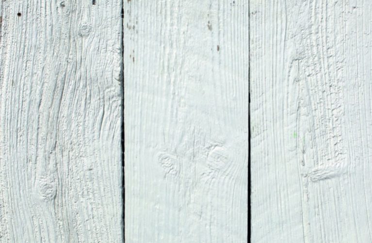 imgi_8_AB_BOIS_10.01_BARDAGE_BLANC_COULEURDUTEMPS_COUPE-scaled-1-e1758127293223-768x537